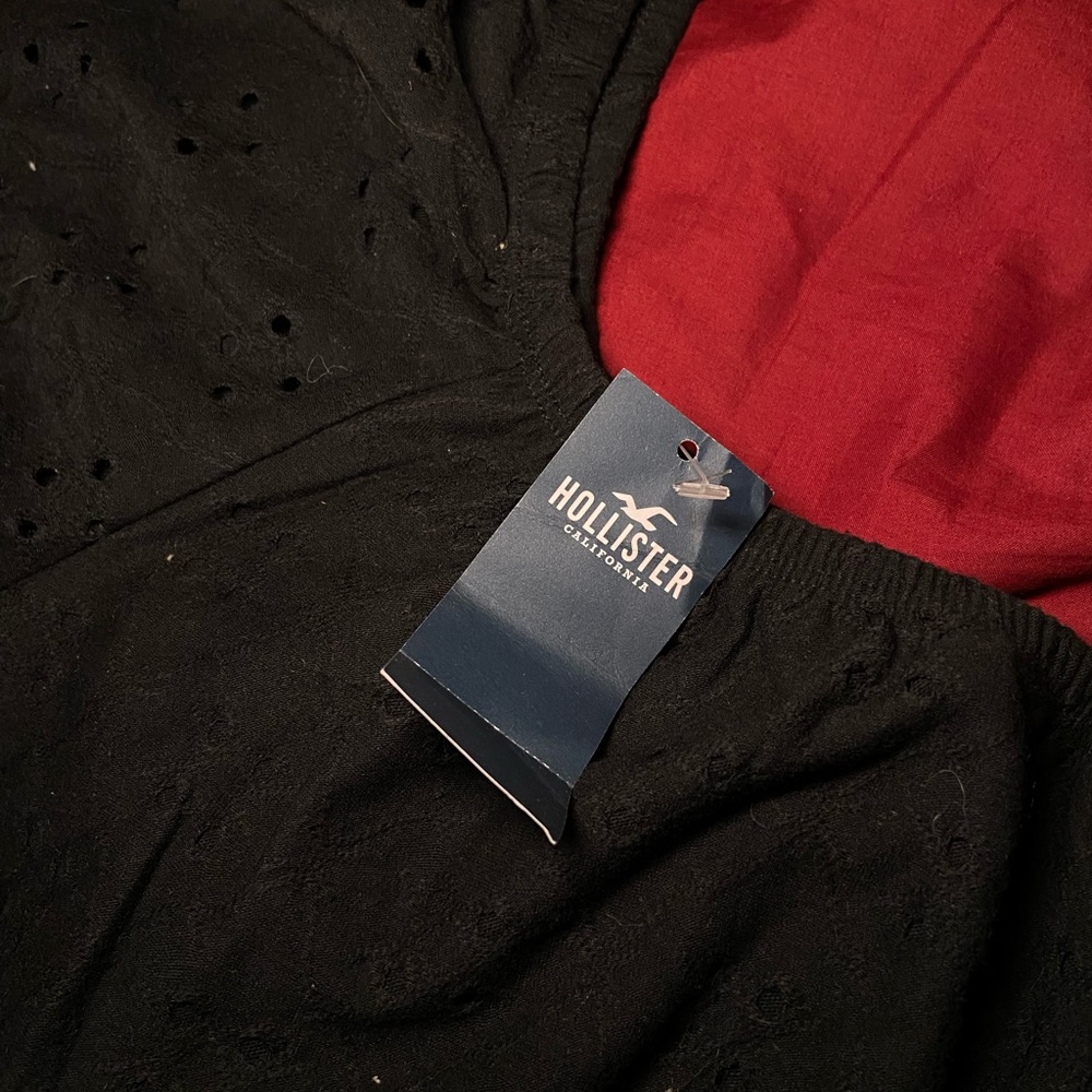 Hollister Black Eyelet Blouse - Picture 2 of 4